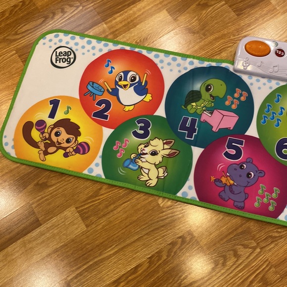 Leap Frog Music Learning Soft Play Mat - Picture 3 of 6